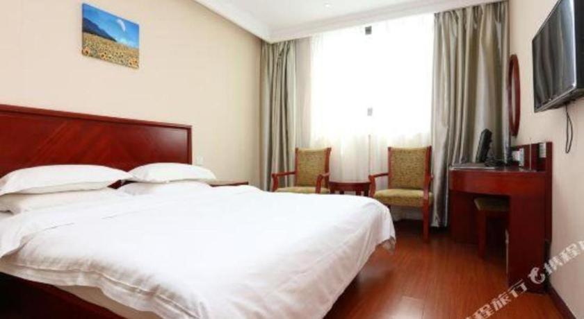 Greentree Inn Suzhou Railway Station North Square Haobainian Wedding Dress City Express Hotel Экстерьер фото